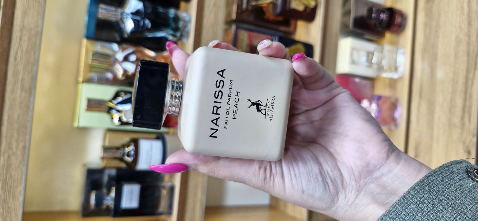 عطر و ادکلن perfume